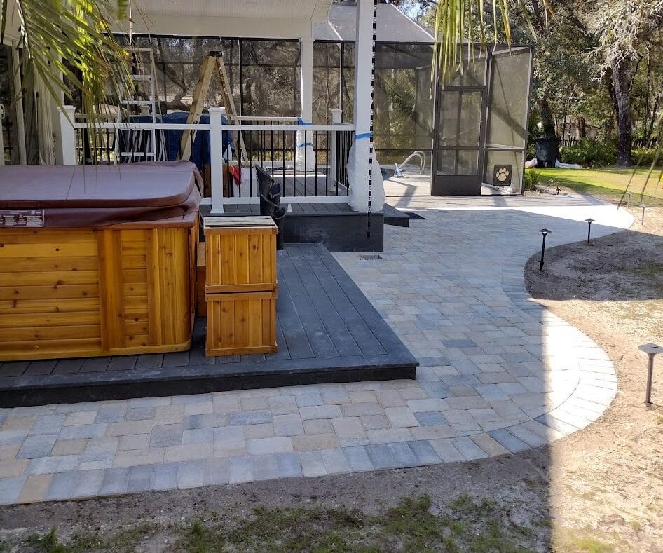 Rounded paver walkway for hot tub